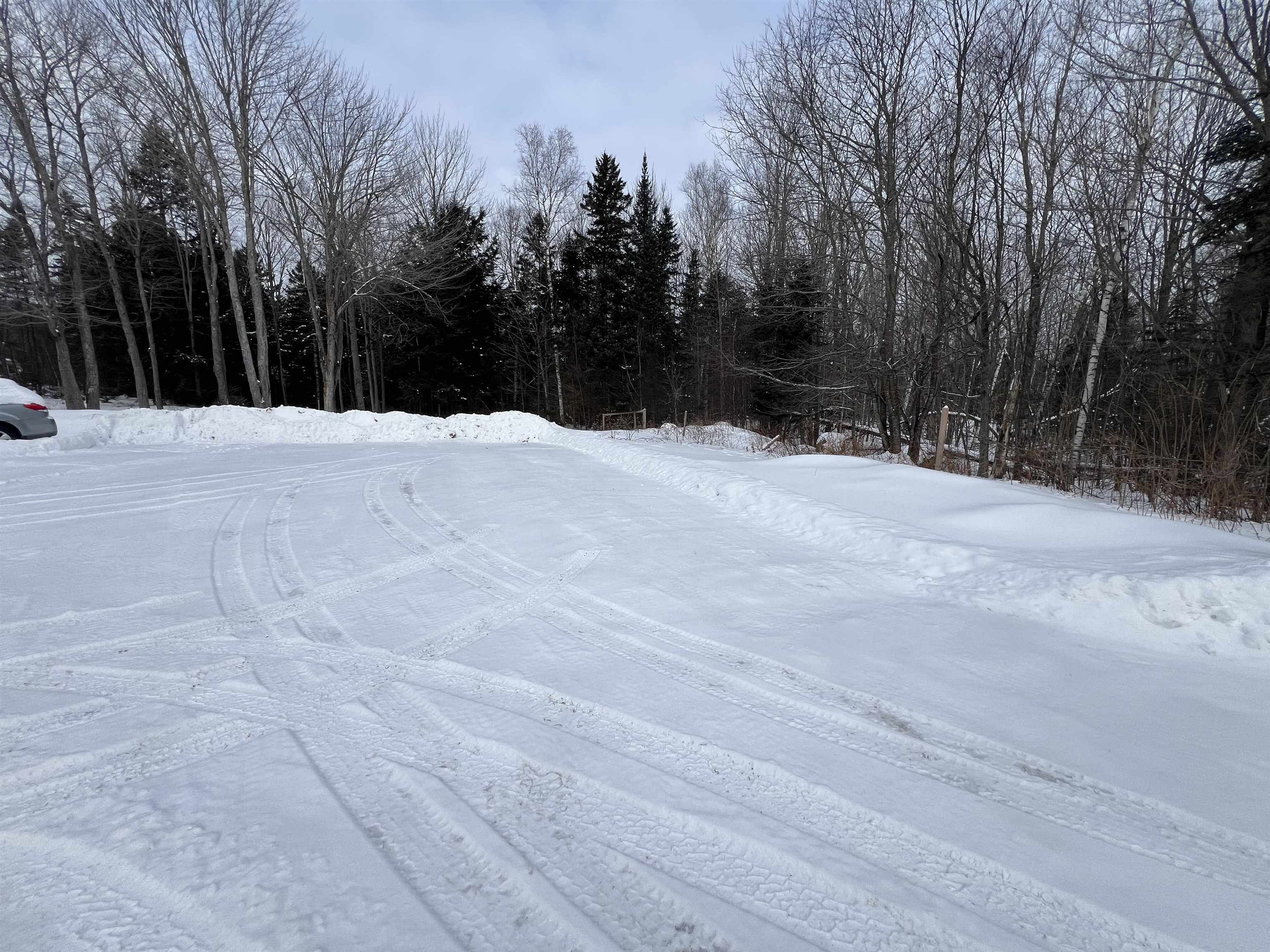 5 Valley Road, Unit 28 Gorham, NH 03581 - Photo 3 of 4