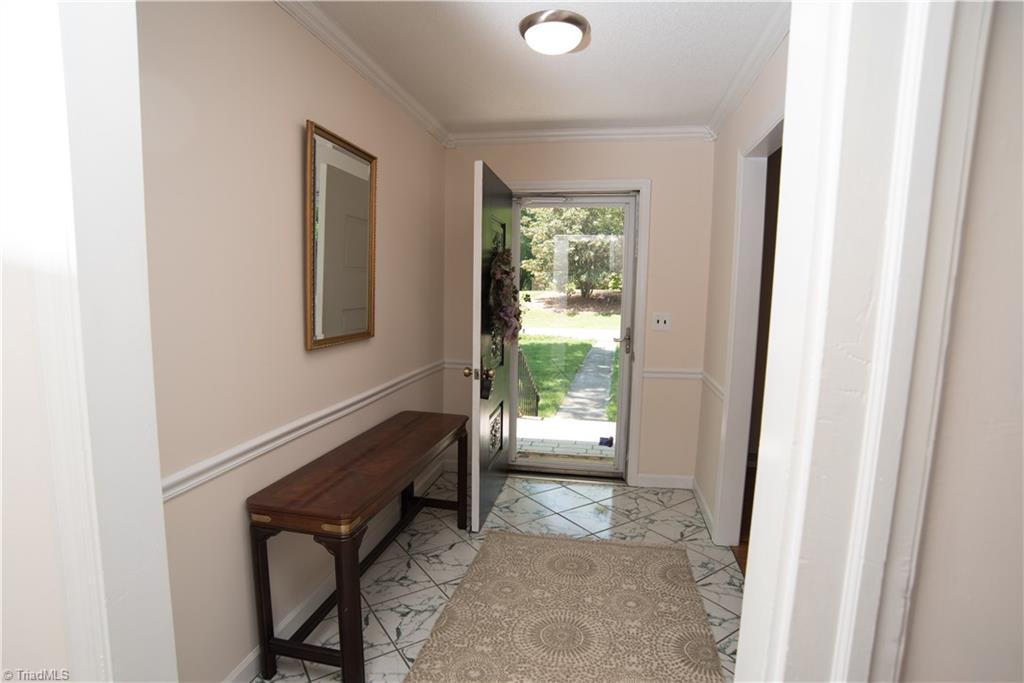 535 Drumheller Road Clemmons, NC 27012 - Photo 3 of 29 Gallery Image 3