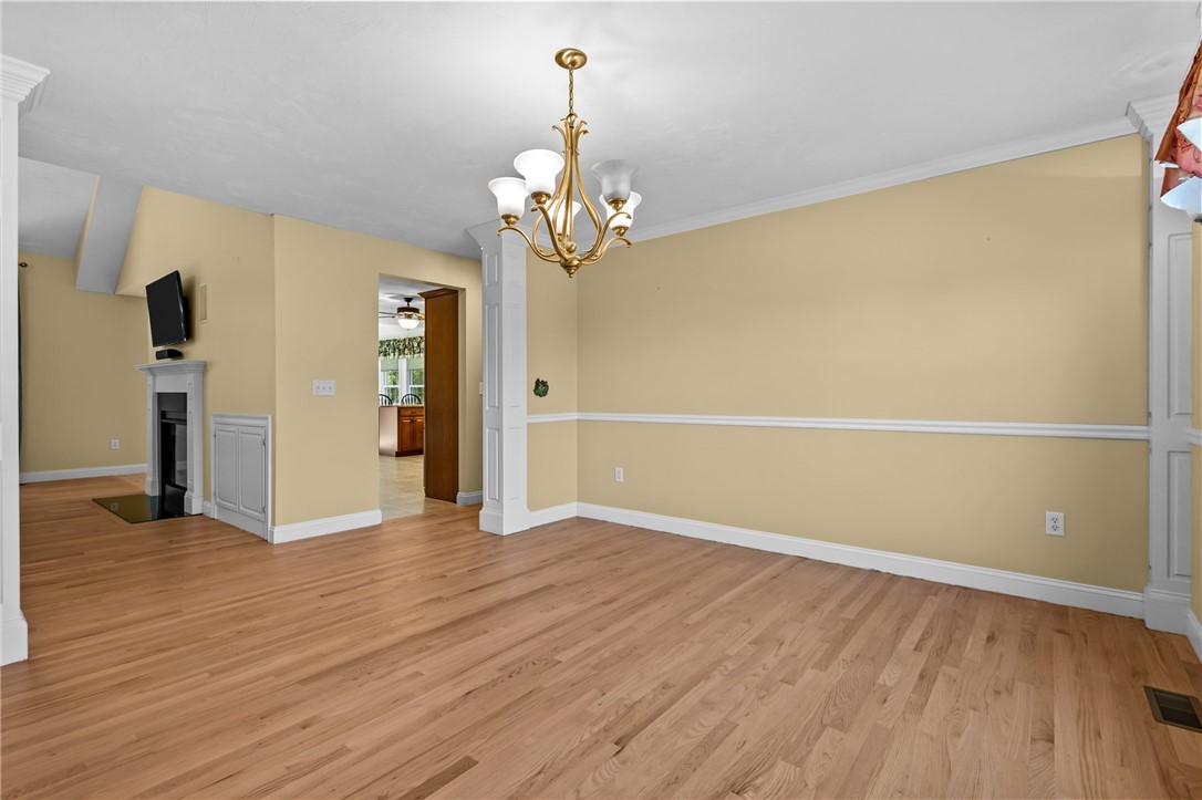 125 W Road Cumberland, RI 02864 - Photo 21 of 50