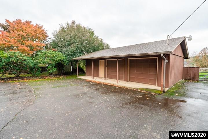 1453 Doaks Ferry Road Northwest Salem, OR 97304 - Photo 7 of 42