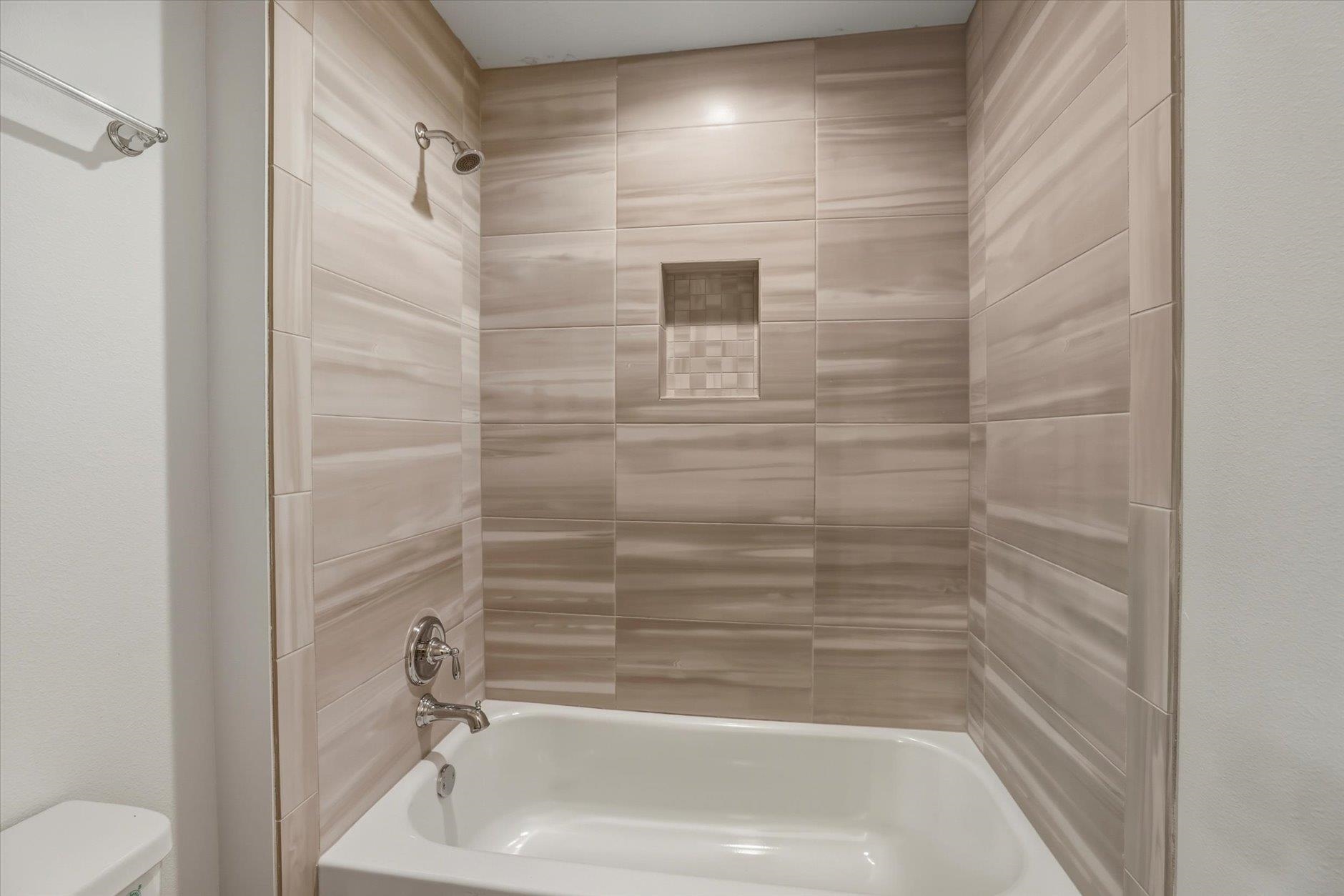 8364 Bull Headley Road Tallahassee, FL 32312 - Photo 17 of 48