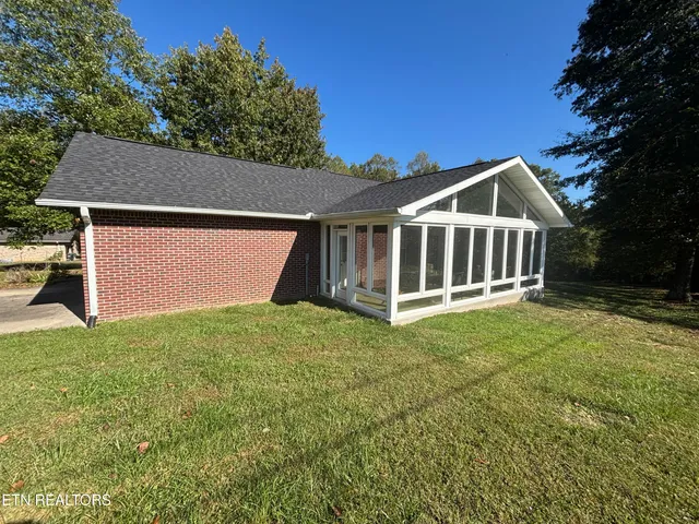 $280,000 | 530 Pine Creek Road, Oneida, TN 37841