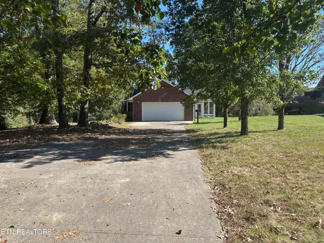 $280,000 | 530 Pine Creek Road, Oneida, TN 37841