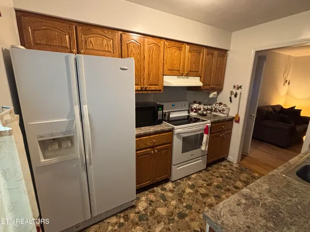 $280,000 | 530 Pine Creek Road, Oneida, TN 37841