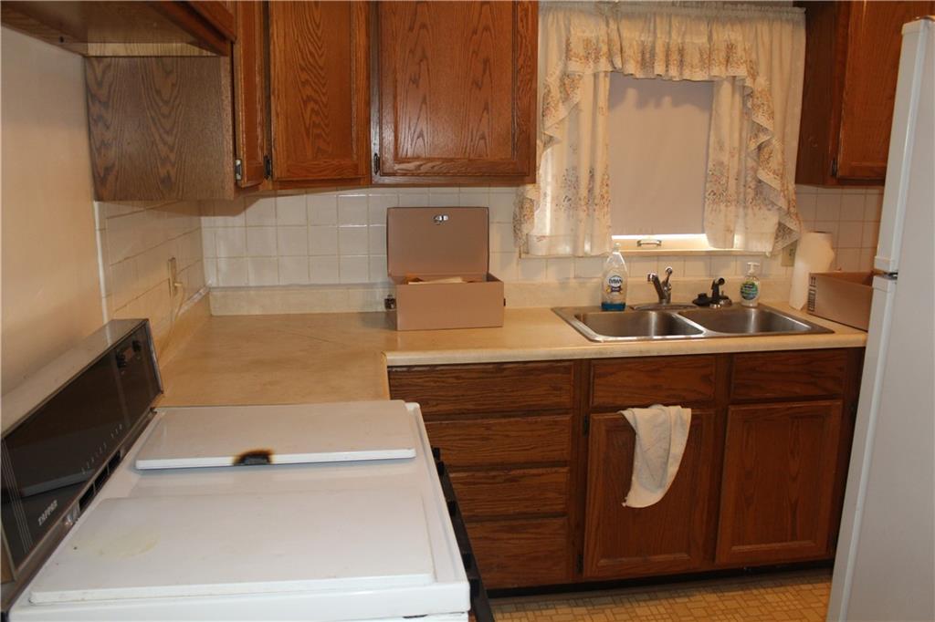 10831 Holmes Road Kansas City, MO 64131 - Photo 12 of 50