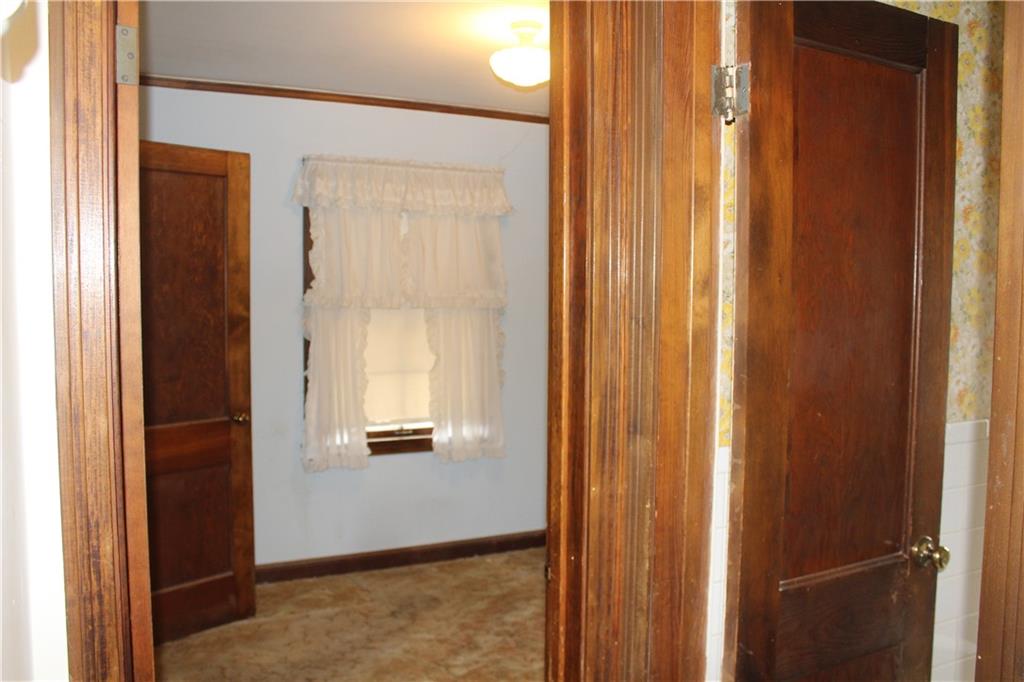 10831 Holmes Road Kansas City, MO 64131 - Photo 15 of 50