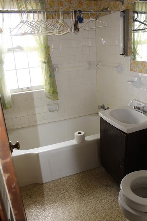 10831 Holmes Road Kansas City, MO 64131 - Photo 23 of 50