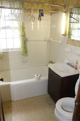 $175,000 | 10831 Holmes Road, Kansas City, MO 64131