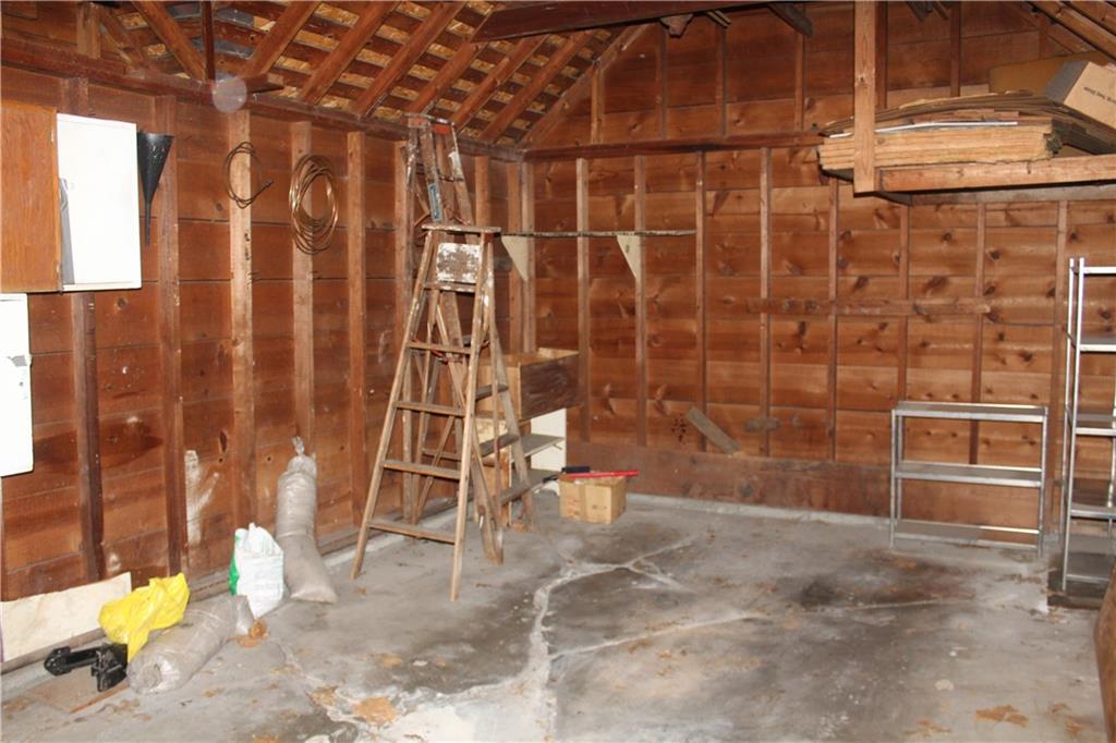 10831 Holmes Road Kansas City, MO 64131 - Photo 33 of 50