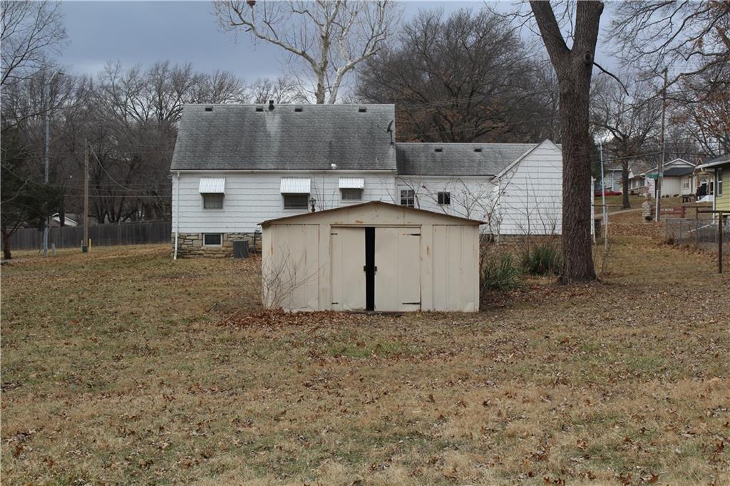 10831 Holmes Road Kansas City, MO 64131 - Photo 45 of 50