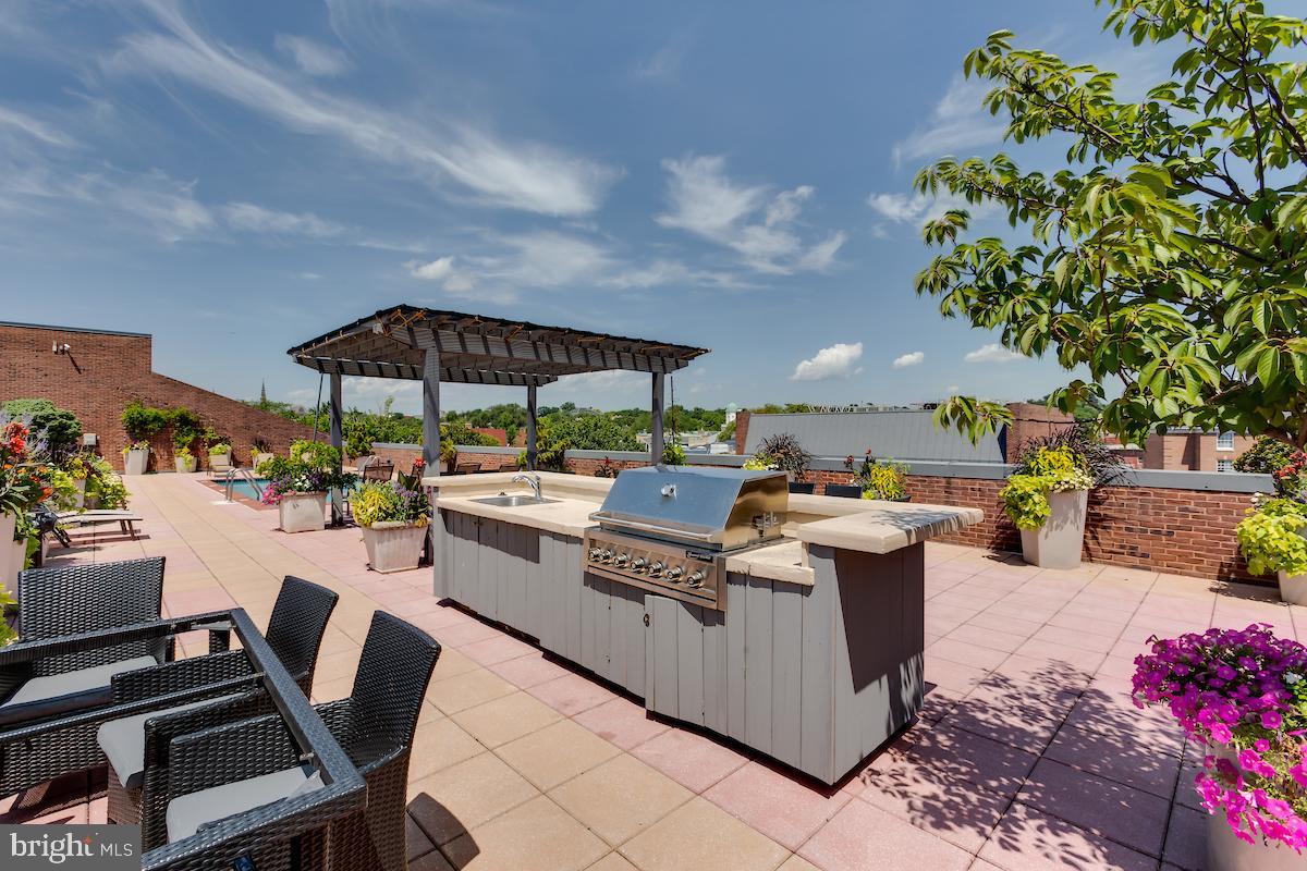 3251 Prospect Street Northwest, Unit 318 Washington, DC 20007 - Photo 27 of 29