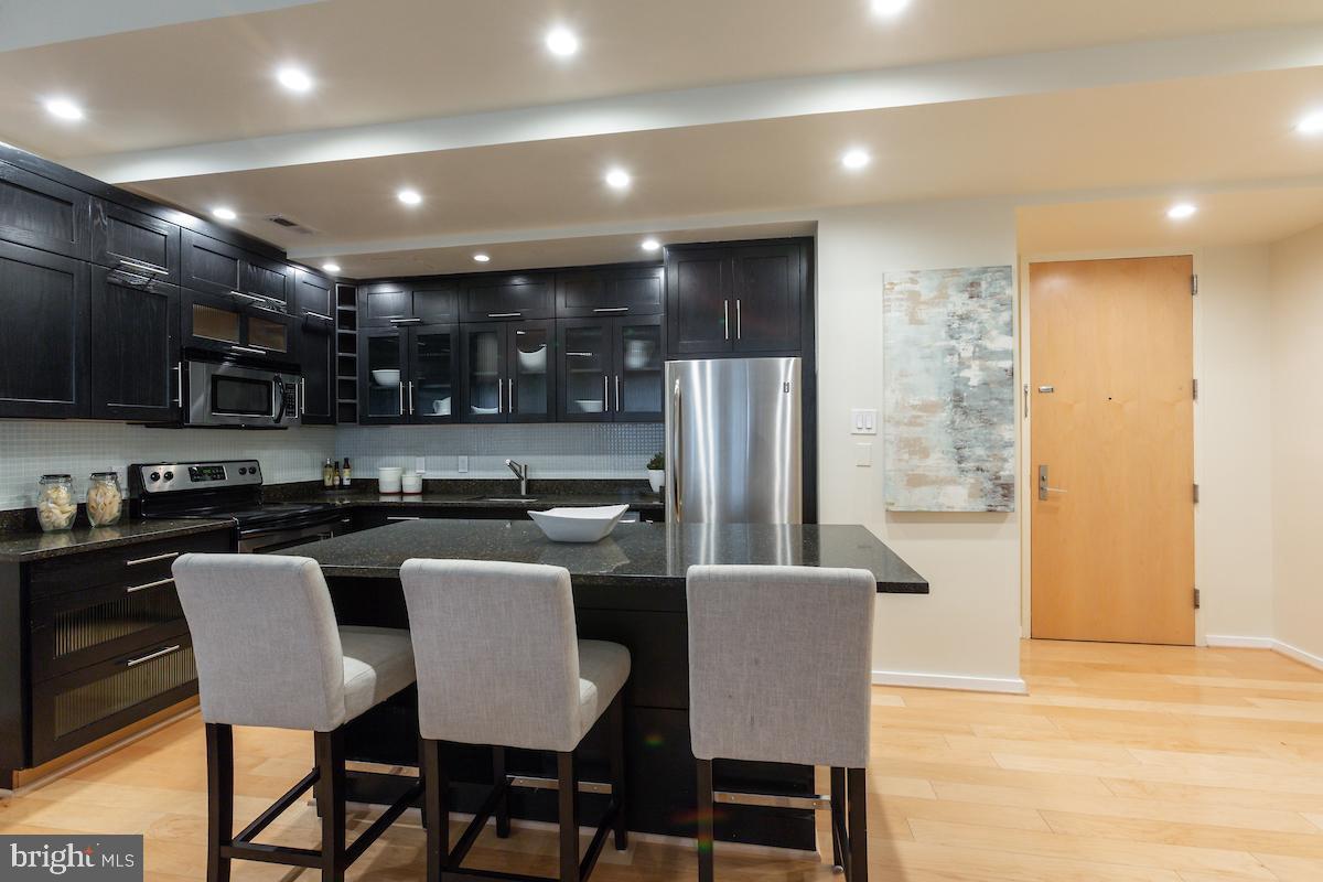 3251 Prospect Street Northwest, Unit 318 Washington, DC 20007 - Photo 8 of 29