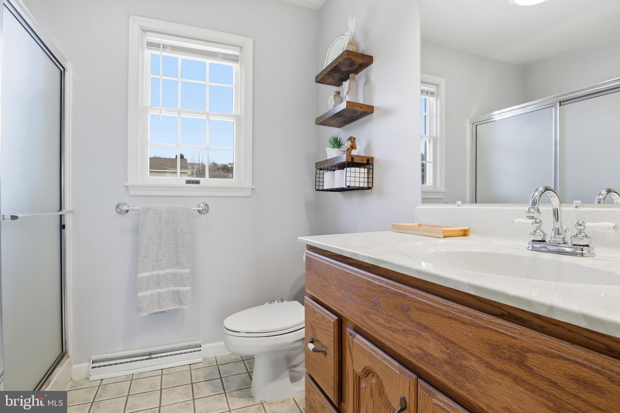 217 Overview Circle West Red Lion, PA 17356 - Photo 26 of 59 Primary Bath