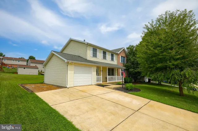 $350,000 | 217 Overview Circle West, Red Lion, PA 17356