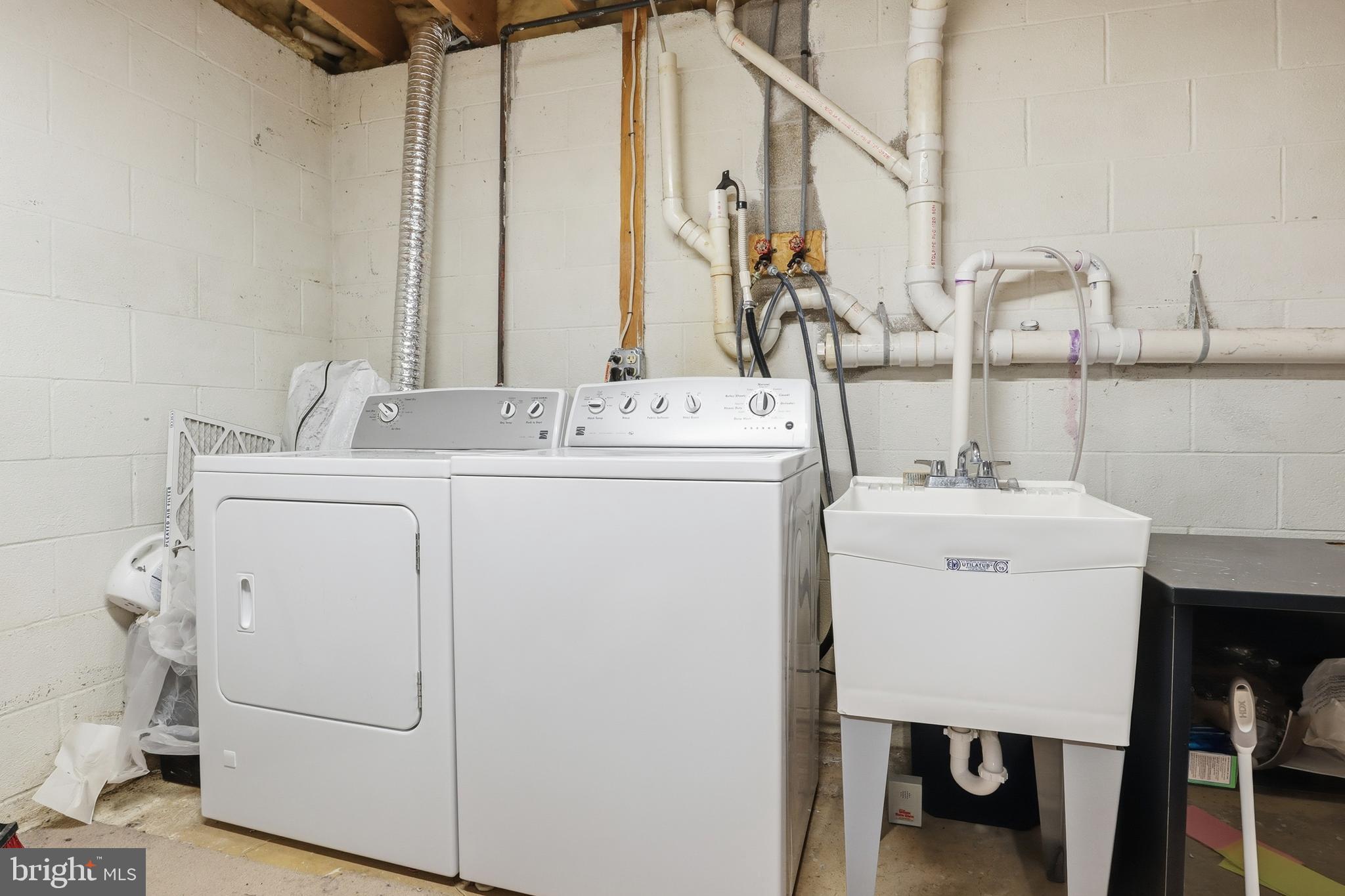 217 Overview Circle West Red Lion, PA 17356 - Photo 37 of 59