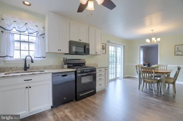 $350,000 | 217 Overview Circle West, Red Lion, PA 17356