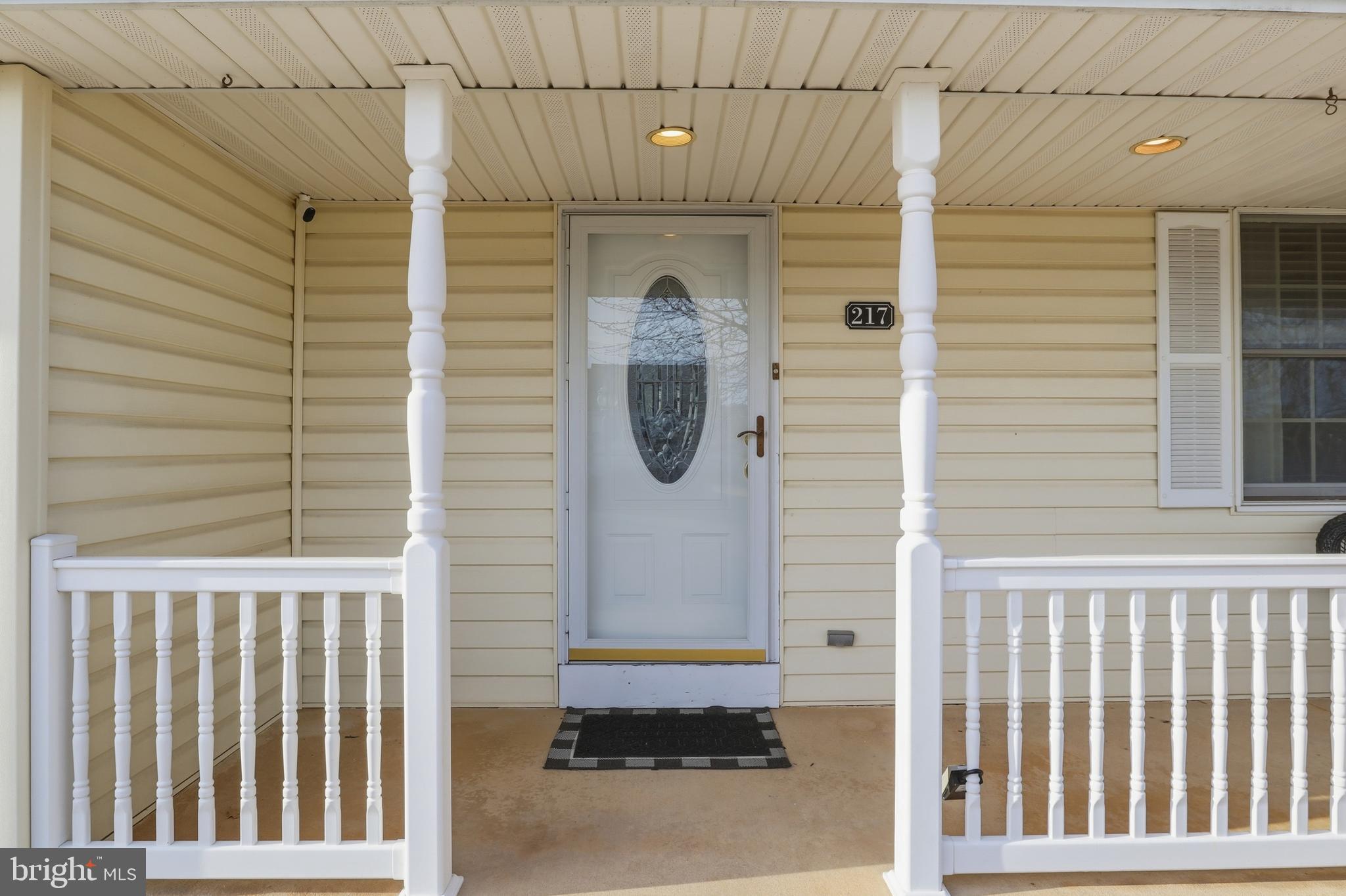 217 Overview Circle West Red Lion, PA 17356 - Photo 7 of 59