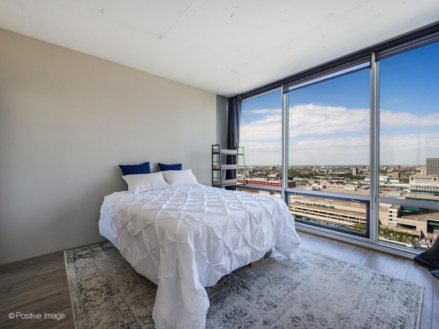 611 South Wells Street, Unit 2504 Chicago, IL 60607 - Photo 13 of 21