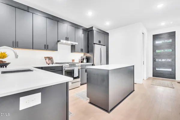 $600,000 | 808 Culpepper Lane, Raleigh, NC 27610