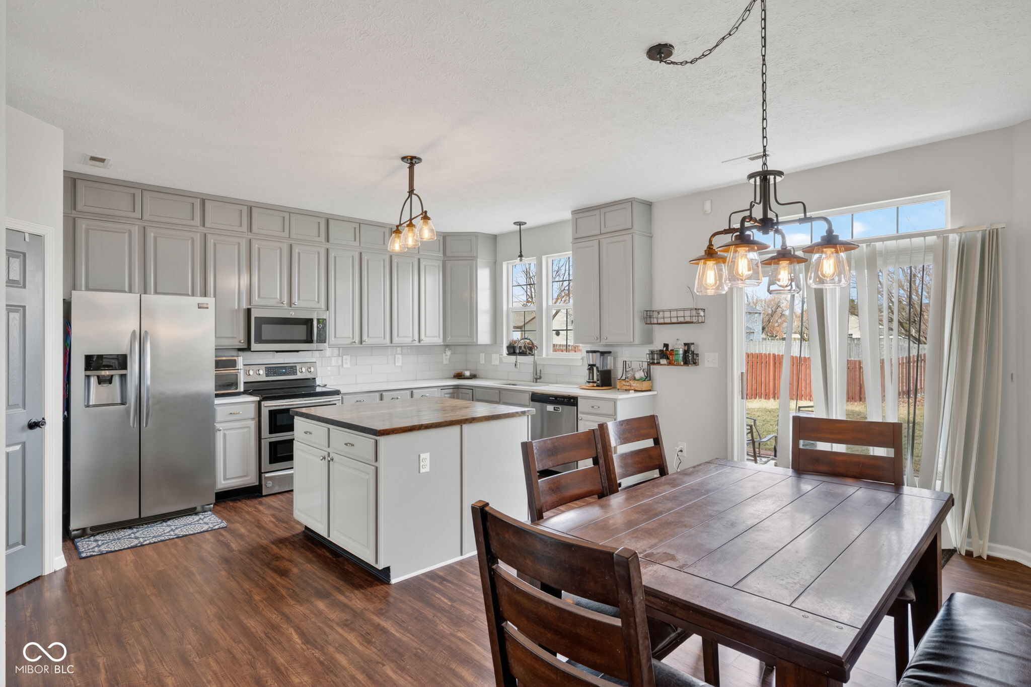 504 Zephyr Way Westfield, IN 46074 - Photo 11 of 41