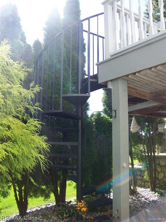 11114 Fernitz Road Byron, MI 48418 - Photo 16 of 17 Charming Outdoor Staircase