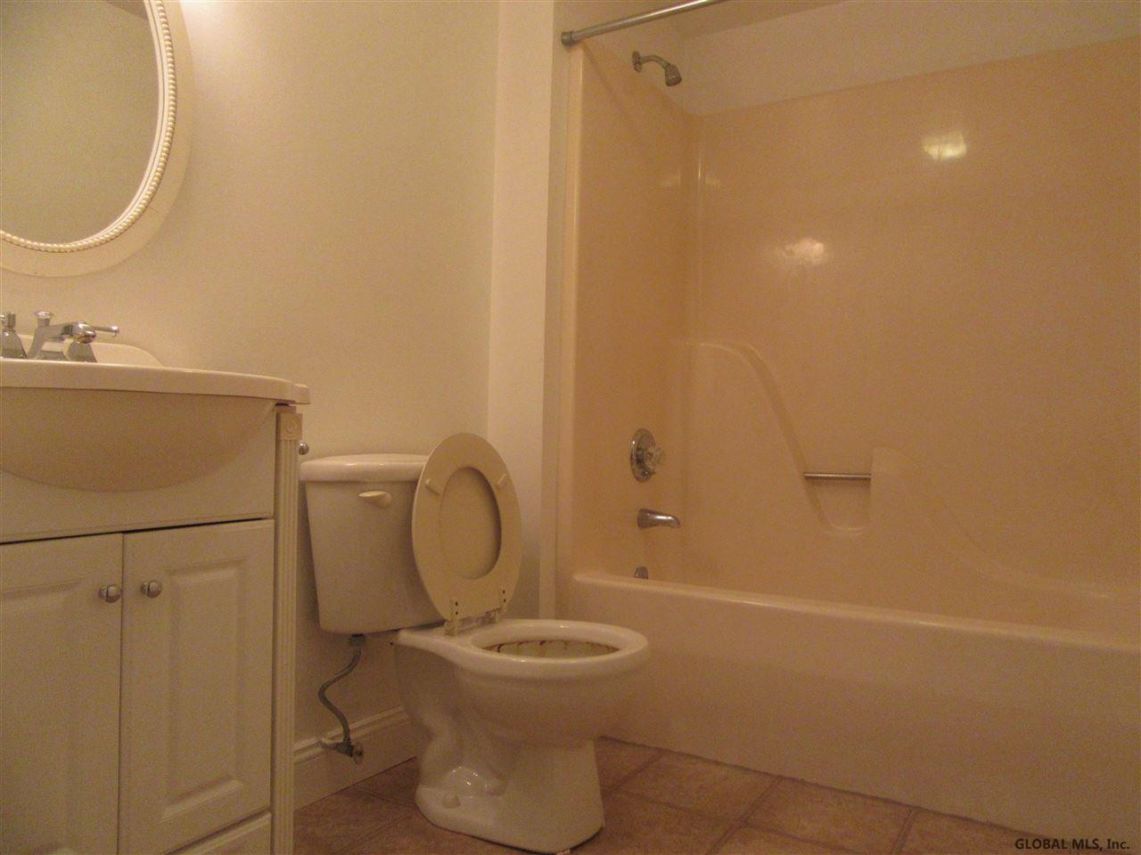 286 Thimbleberry Road Malta, NY 12020 - Photo 4 of 14 Photo 4