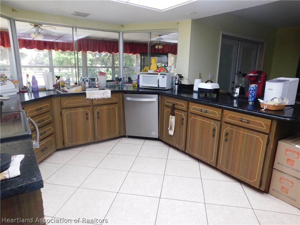 5824 Thunder Road Sebring, FL 33876 - Photo 10 of 16 Gallery Image 10