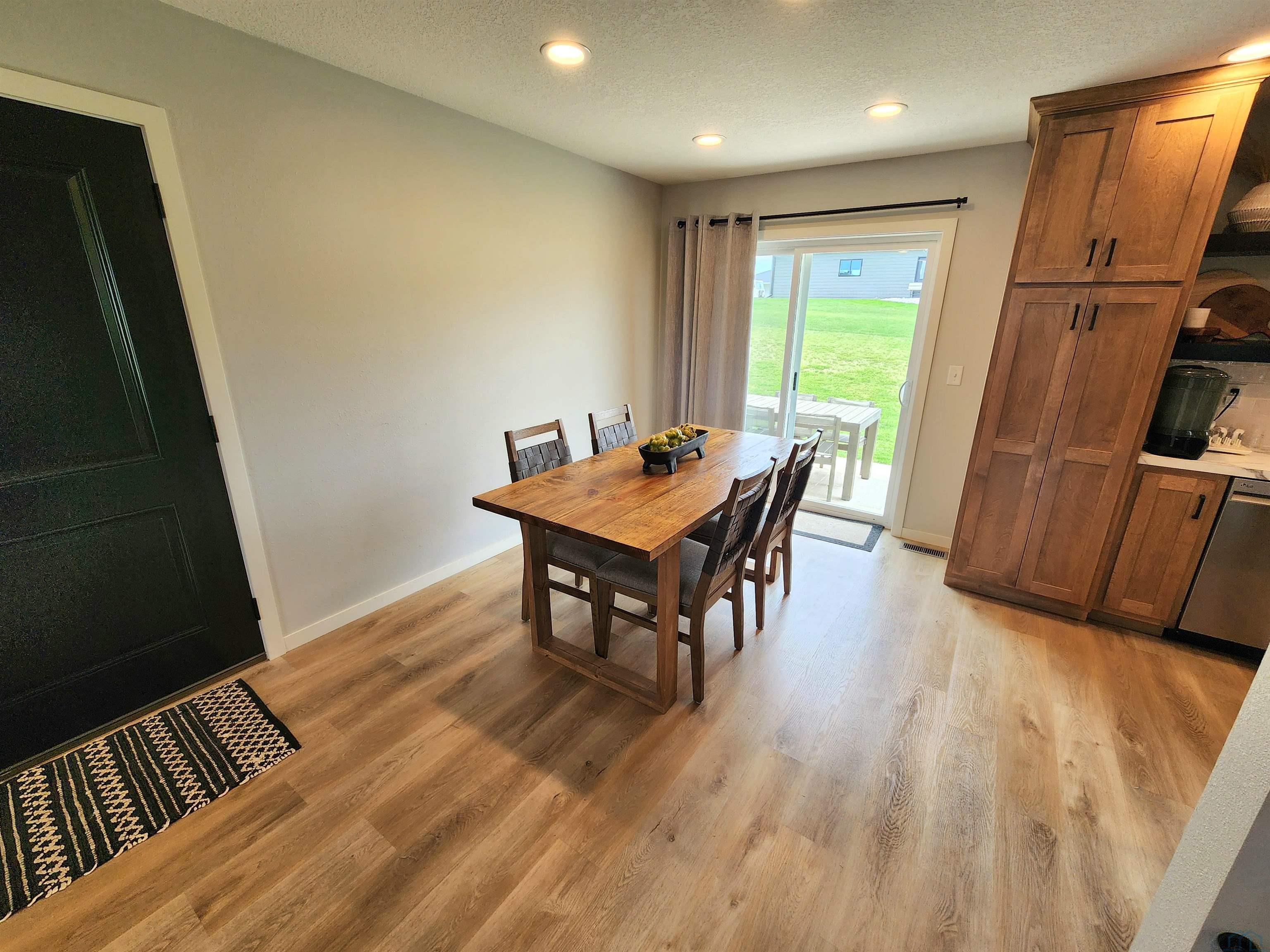 2009 Walnut Street Hull, IA 51239 - Photo 12 of 50 Gallery Image 12