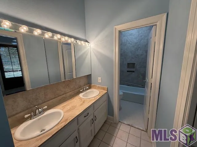 $3,800 | 17448 George Oneal Road, Baton Rouge, LA 70817