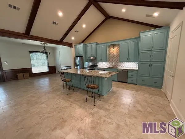 $3,800 | 17448 George Oneal Road, Baton Rouge, LA 70817