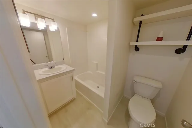 $84,900 | 313 West 1st Avenue, Unit M, La Habra, CA 90631