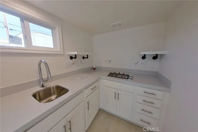 $84,900 | 313 West 1st Avenue, Unit M, La Habra, CA 90631