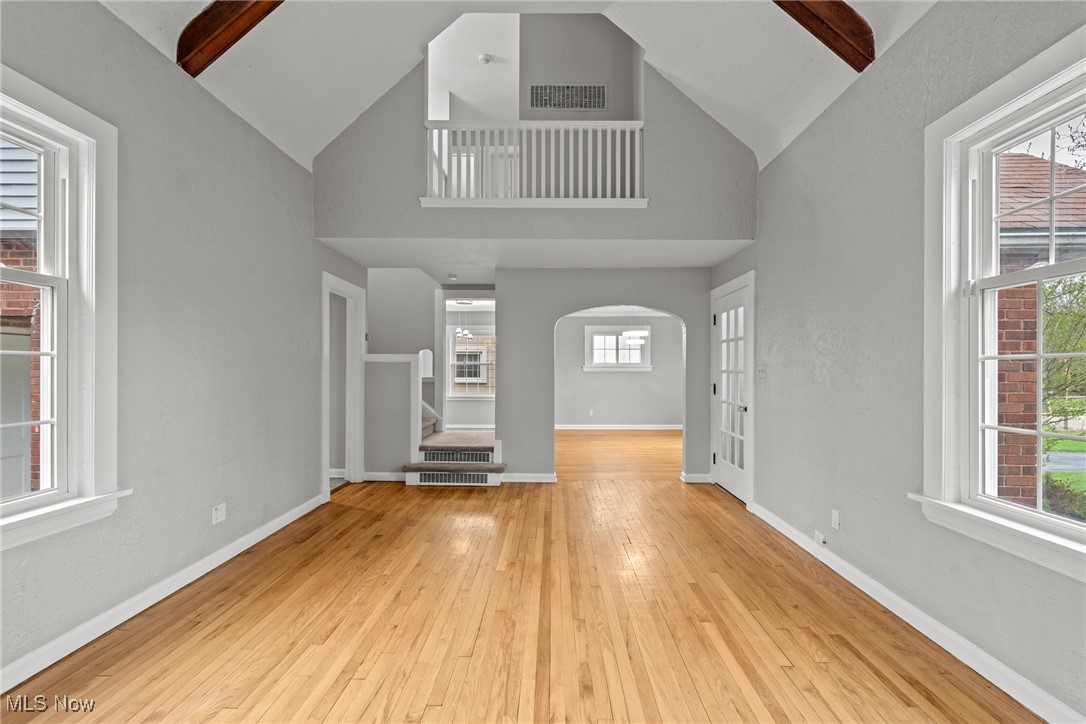 2484 Eaton Road Cleveland, OH 44118 - Photo 6 of 49 Gallery Image 6