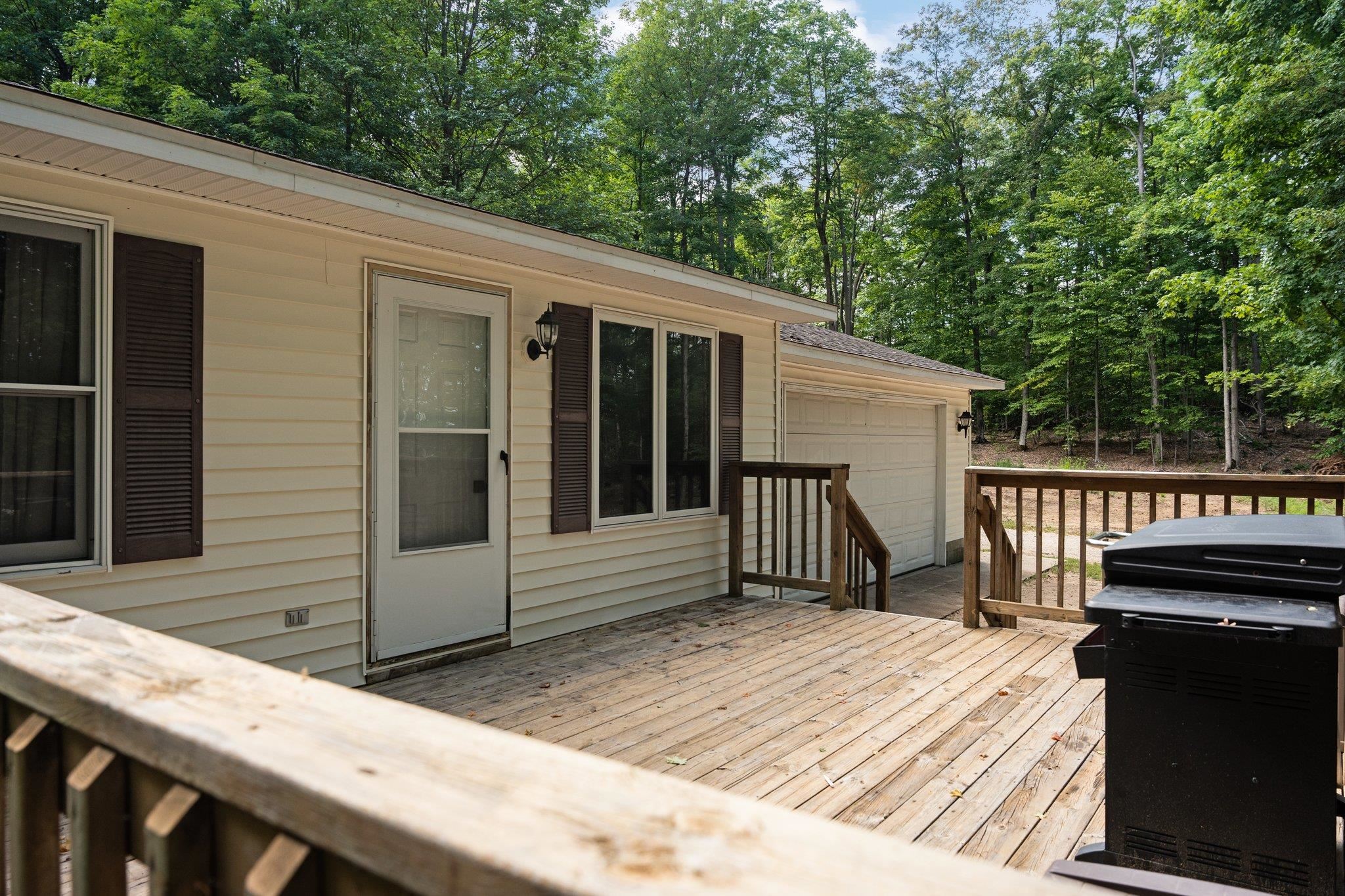 206 Gregg Road South Boardman, MI 49680 - Photo 18 of 35