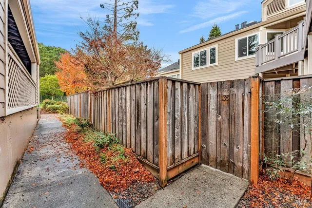 $678,000 | 135 Koch Road, Corte Madera, CA 94925