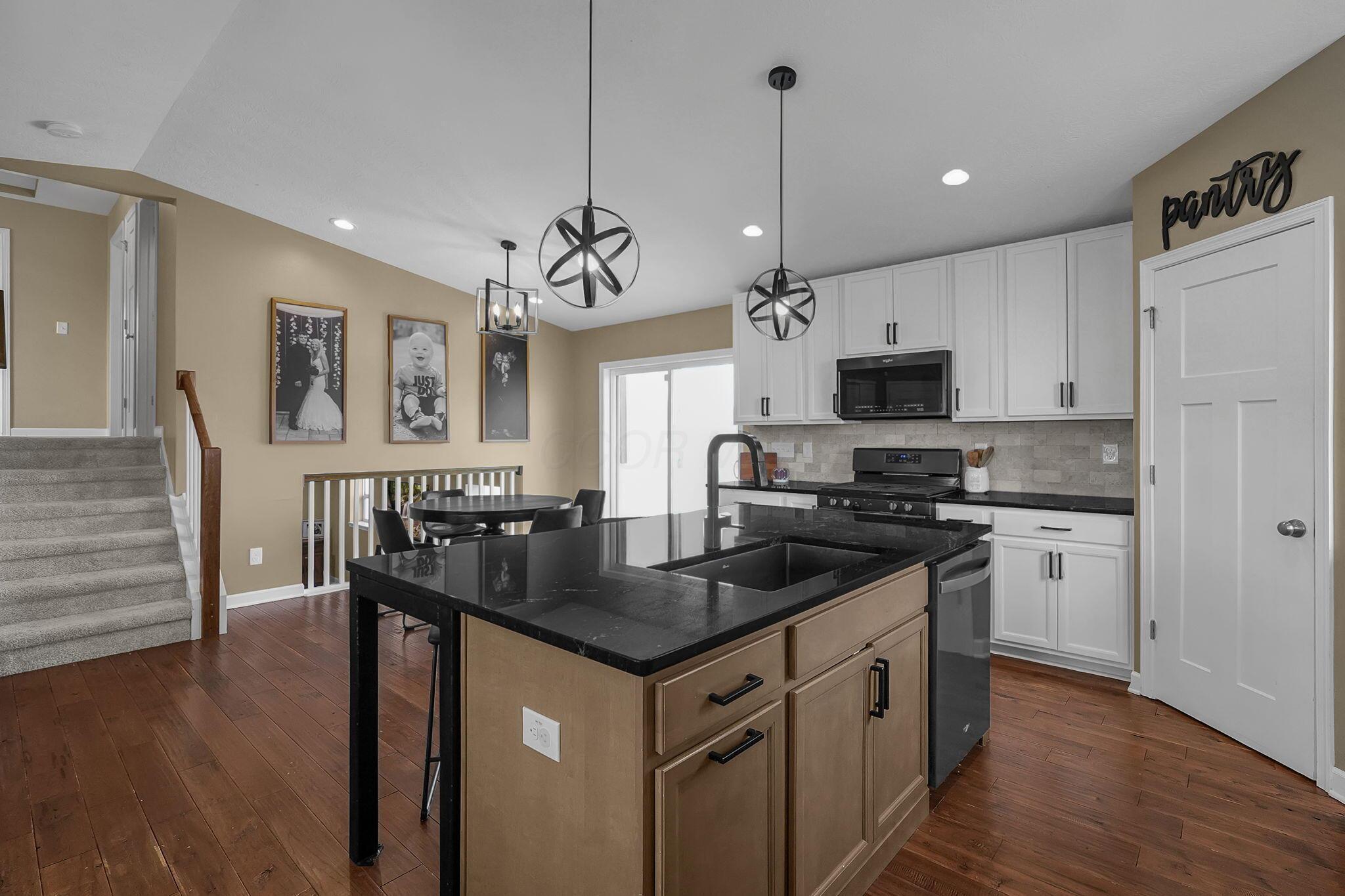 16574 Miller Road Richwood, OH 43344 - Photo 4 of 37 8-web-or-mls-16574-miller-rd