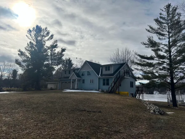 $844,000 | 9770 Cheyenne Trail, Evart, MI 49631