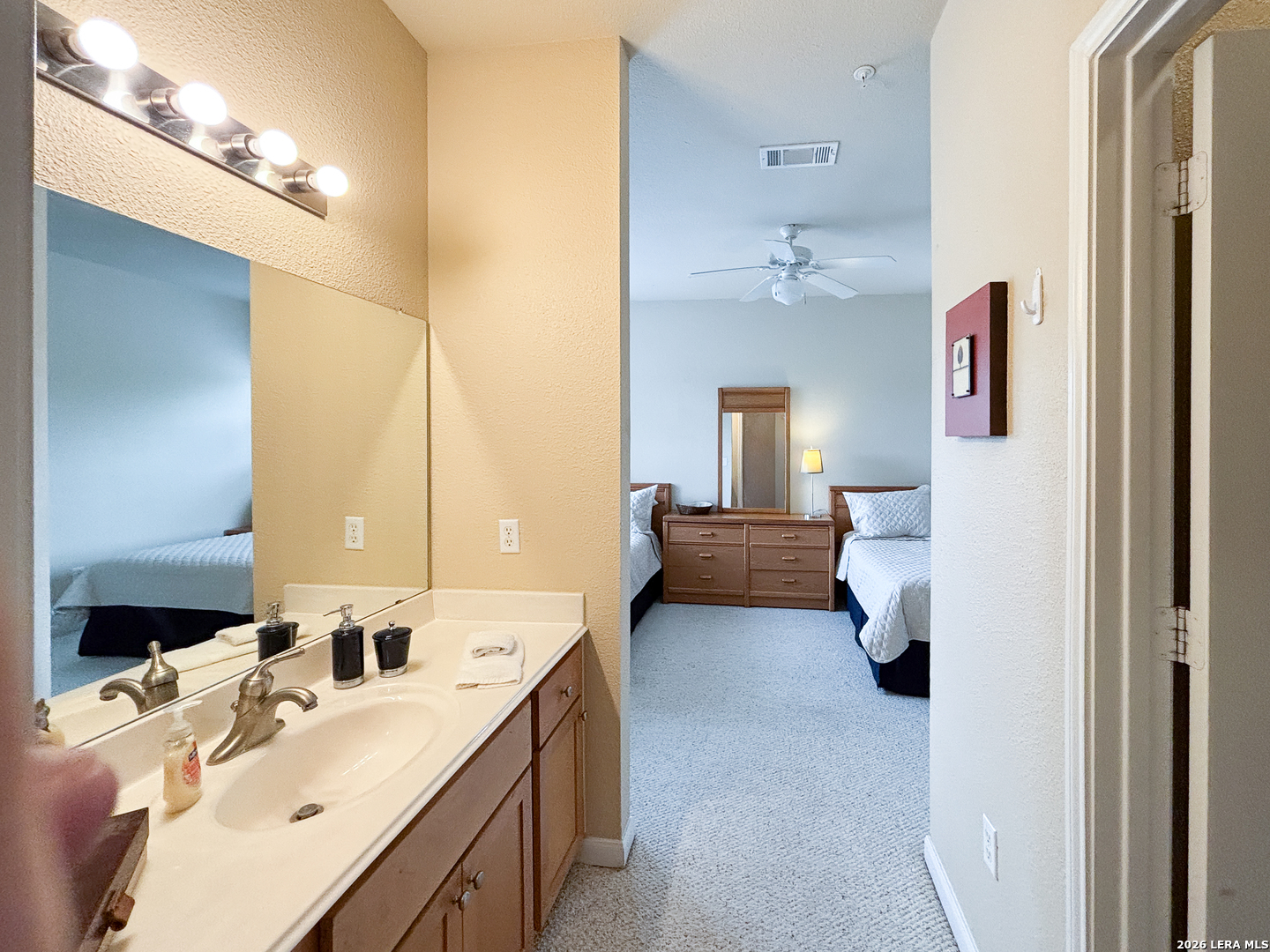 6160 Eckhert Road, Unit 101 San Antonio, TX 78240 - Photo 15 of 36