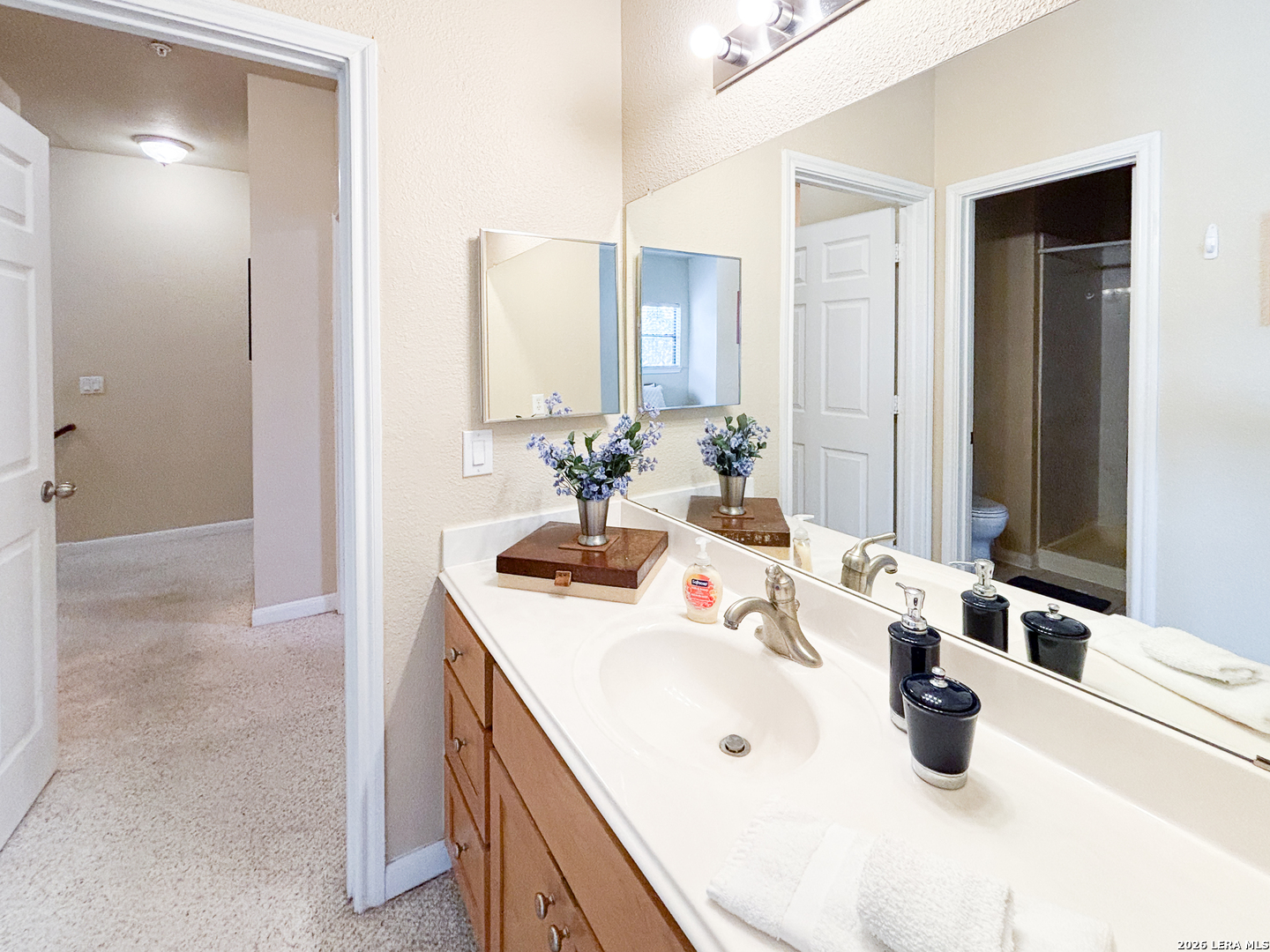 6160 Eckhert Road, Unit 101 San Antonio, TX 78240 - Photo 22 of 36