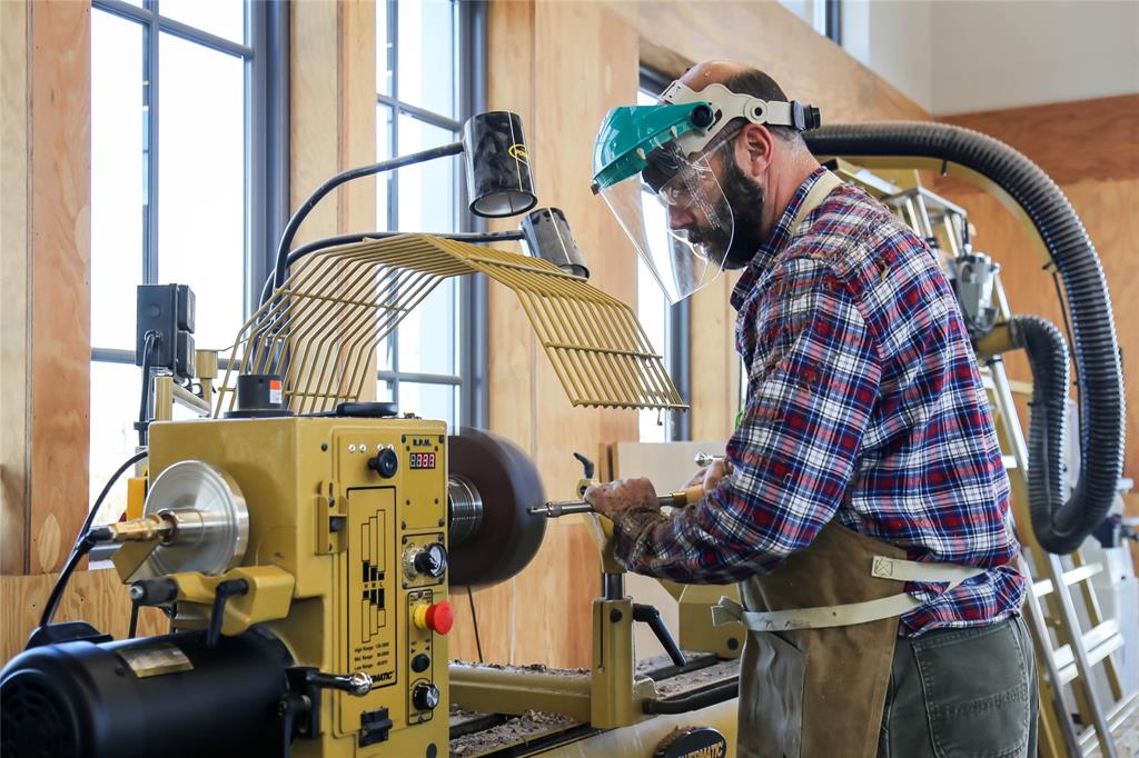 13617 Green Elm Road Fort Worth, TX 76008 - Photo 34 of 40 Wood working shop
