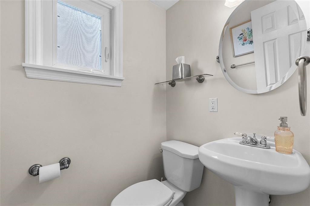 991 Ridge Road Bridgeville, PA 15017 - Photo 19 of 40 Gallery Image 19