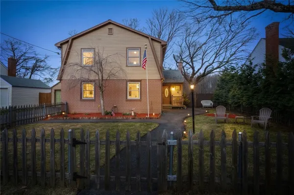 $495,000 | 109 Pinecrest Drive, Pawtucket, RI 02861