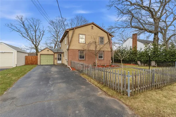 $495,000 | 109 Pinecrest Drive, Pawtucket, RI 02861