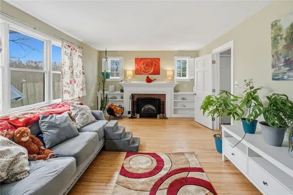 $495,000 | 109 Pinecrest Drive, Pawtucket, RI 02861