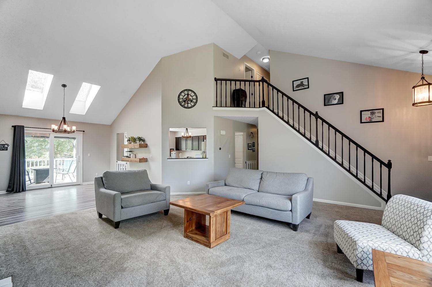5567 Davidson Road Hilliard, OH 43026 - Photo 5 of 33 Gallery Image 5