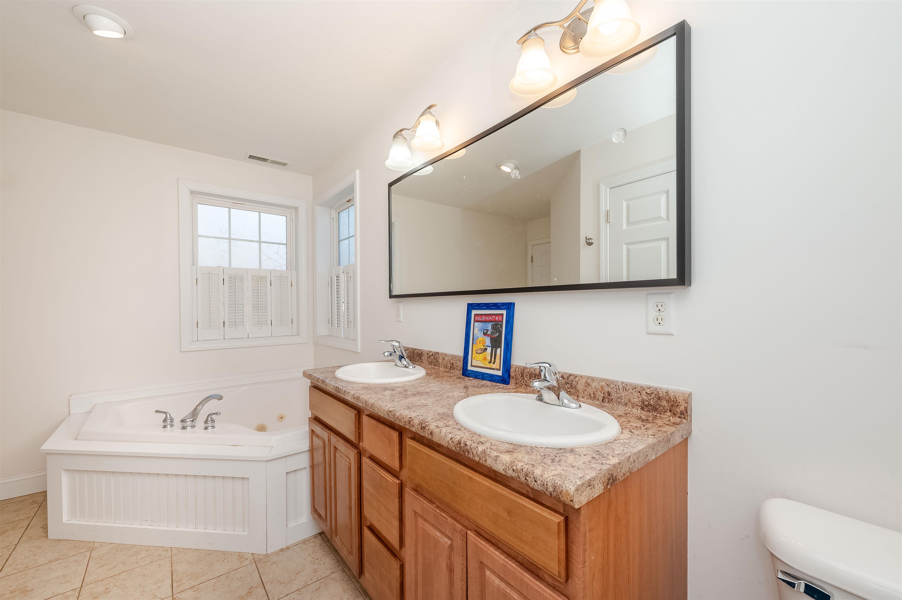 16 Pond Road Raymond, NH 03077 - Photo 16 of 18