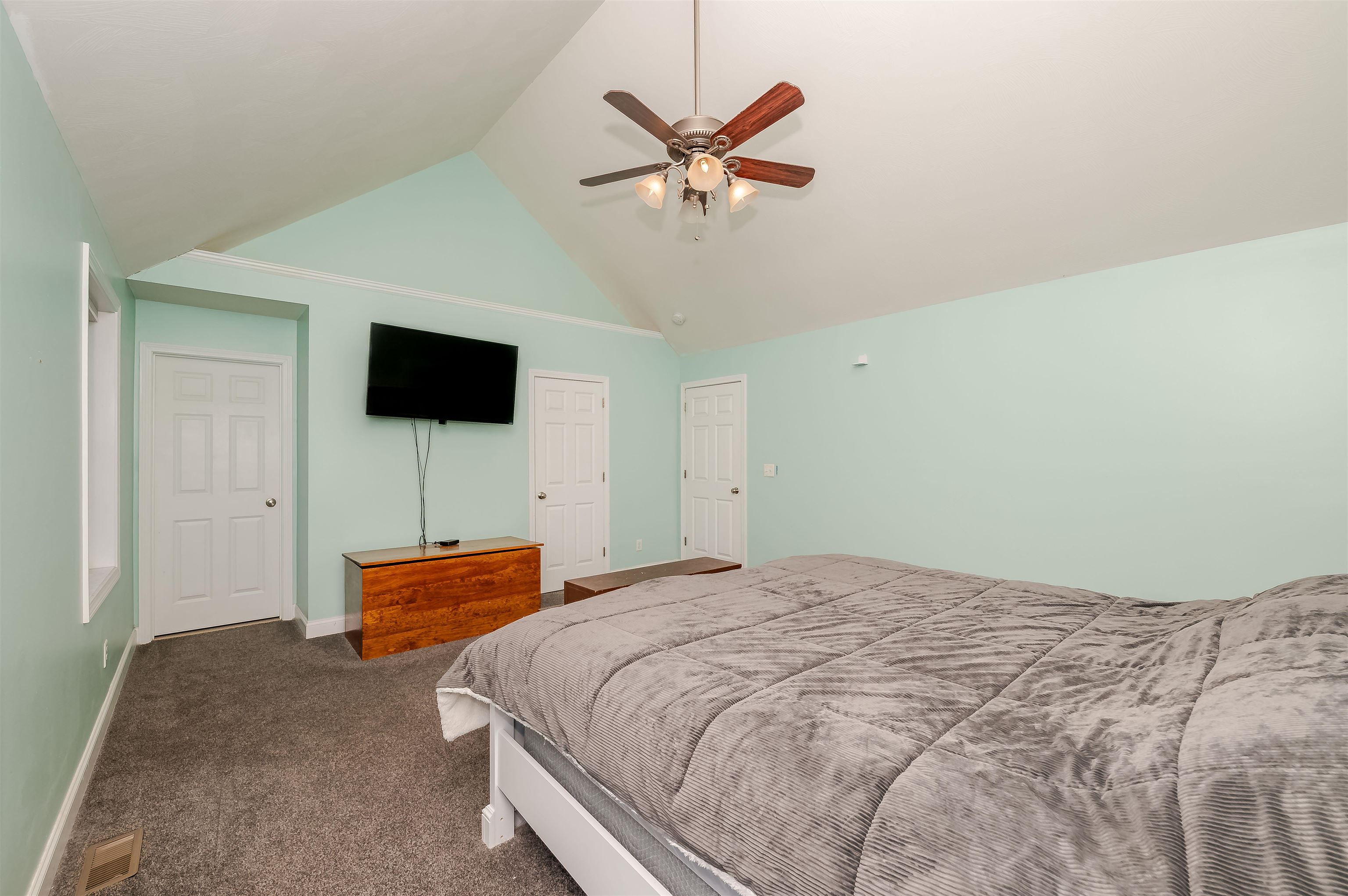 16 Pond Road Raymond, NH 03077 - Photo 17 of 18