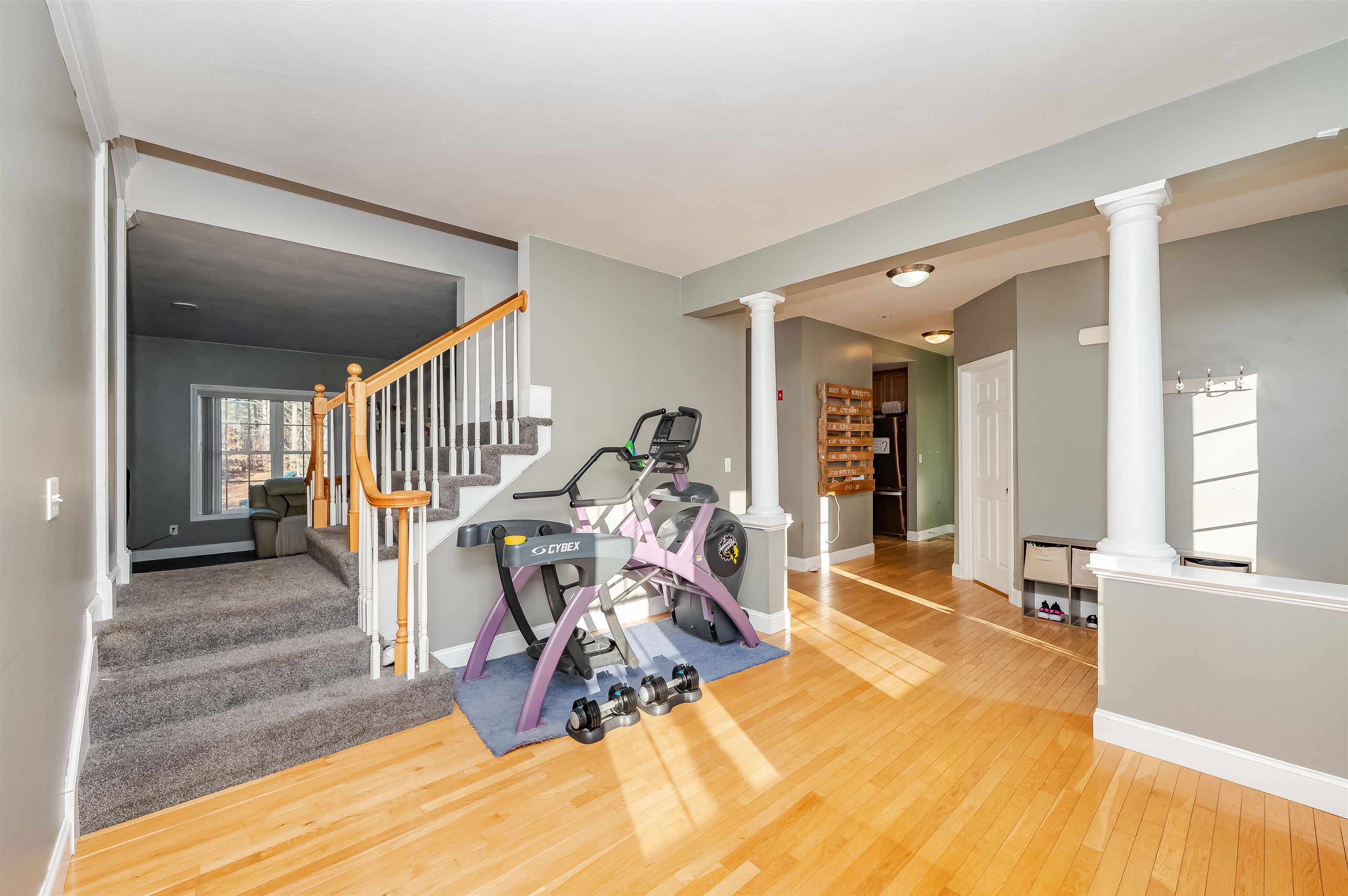 16 Pond Road Raymond, NH 03077 - Photo 3 of 18