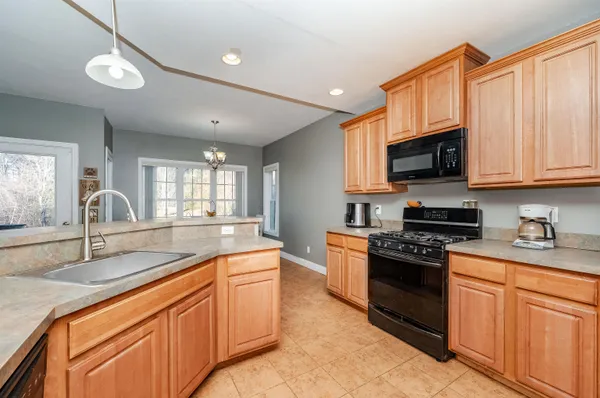 $635,000 | 16 Pond Road, Raymond, NH 03077