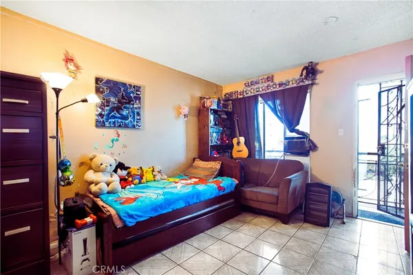 $1,099,000 | 4623 East Compton Boulevard, Compton, CA 90221